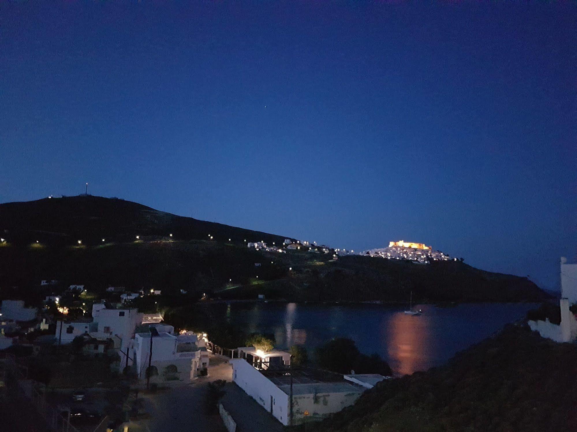 Aegean Sea Villas Livadi  Eksteriør bilde